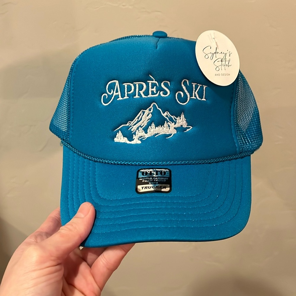 NEW!! Embroidered hat